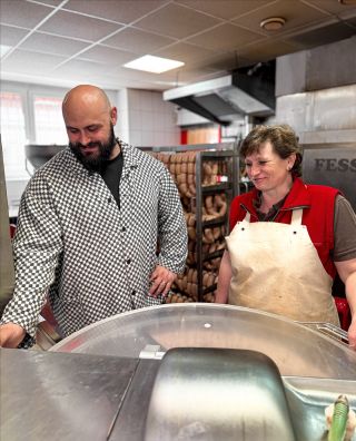 Vypínáme stroje a letím na víkend✈️ Nejspíš nás čeká poslední slunečný víkend ☀️, tak se u nás zítra od 8:00 do 11:00...